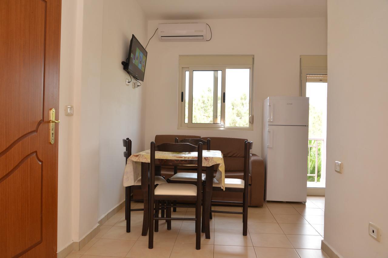 Hotel Gonaj Velipoje Ngoại thất bức ảnh